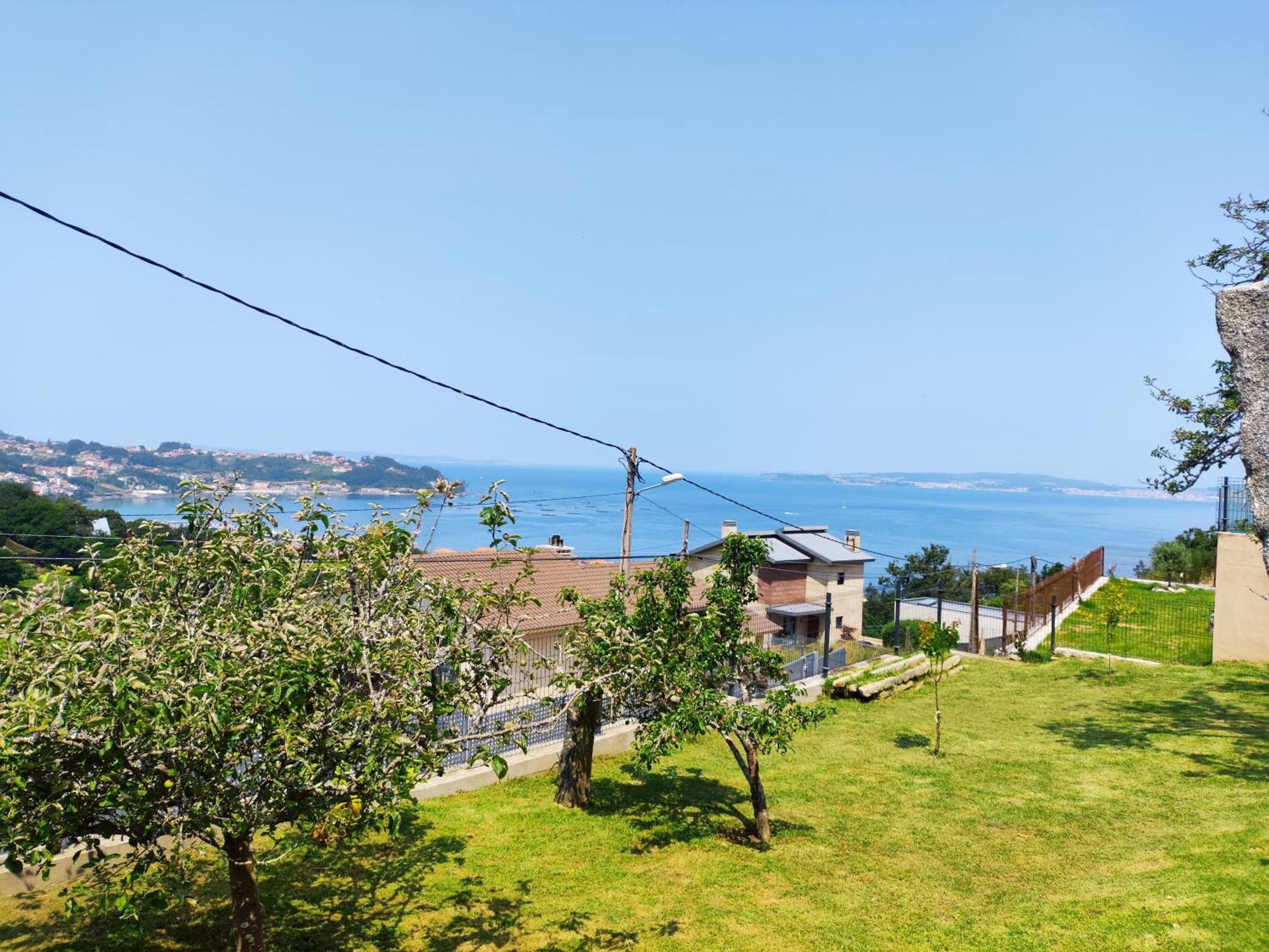 Vila A Barraca. Casa Con Jardin Y Vistas A La Ria Bueu Exteriér fotografie